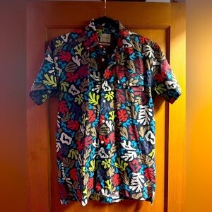 Saturdays NYC Men’s Medium button down short sleeve shirt
